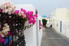 Megalohori-Santorini1