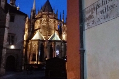 prag-noc-15