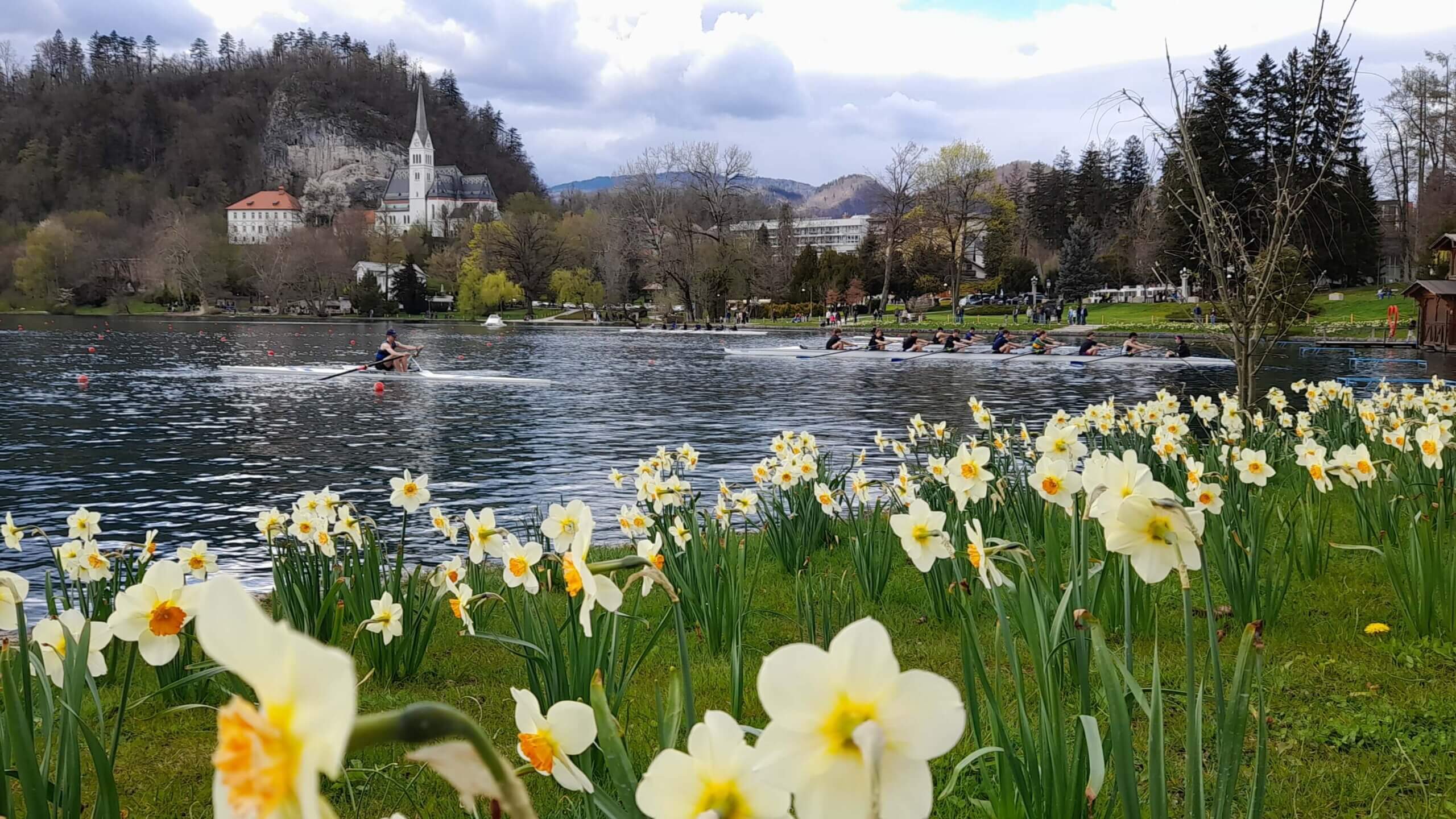 Bledsko jezero i Bled – grad vila i vilenjaka